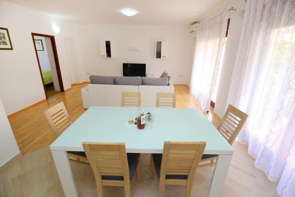 Apartment Borik Beach 86 Задар Экстерьер фото